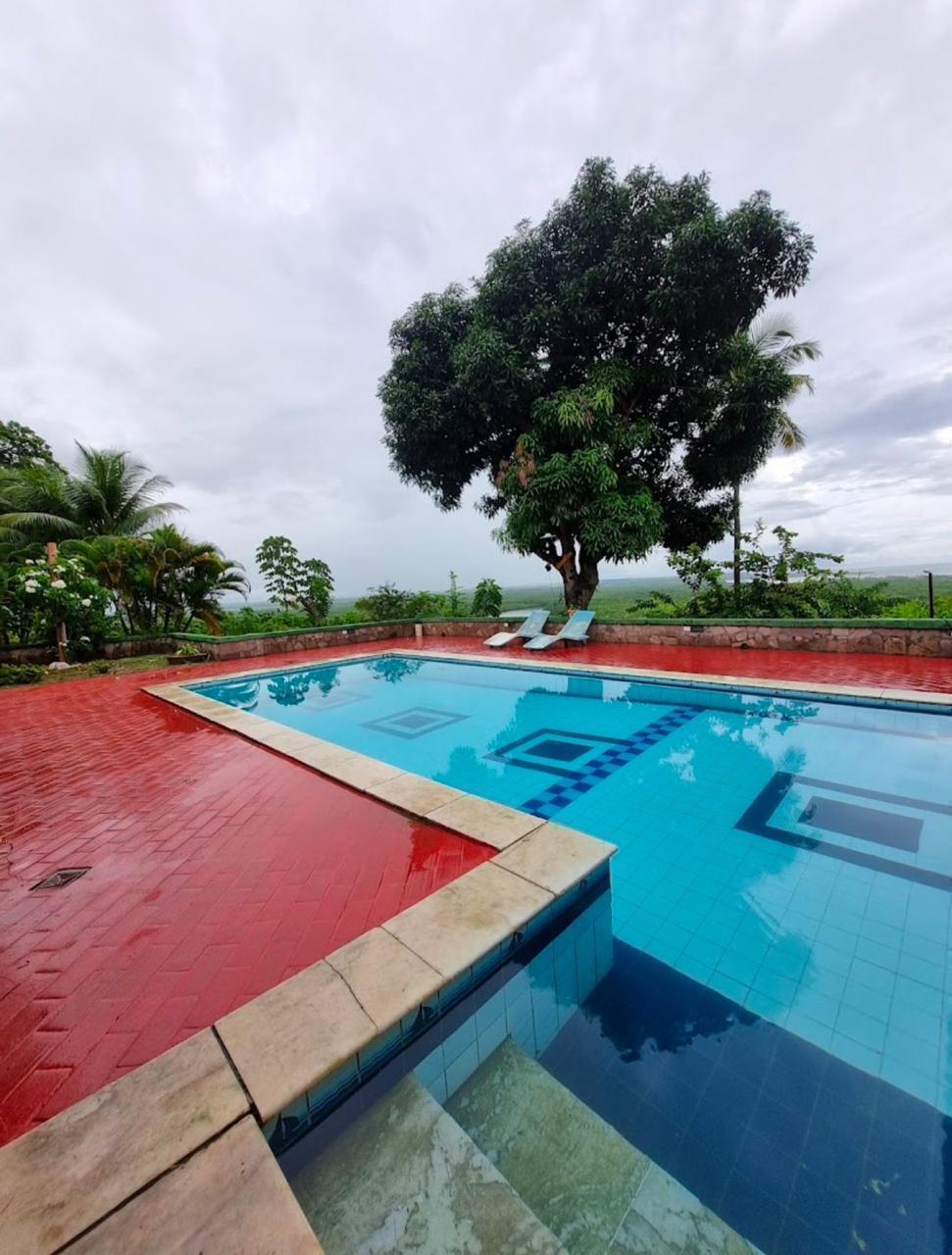 Área da Piscina Completa